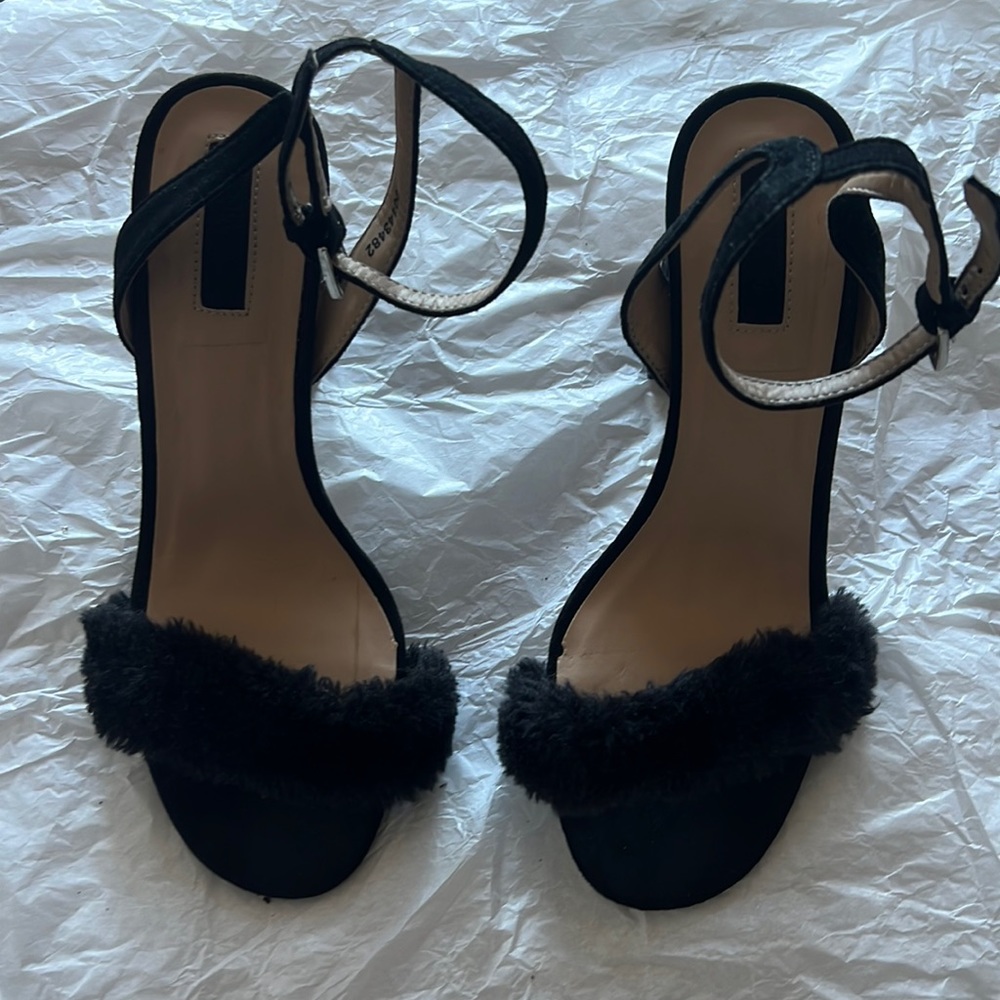 Furry Black Heels (Black) Women’s Size 6.